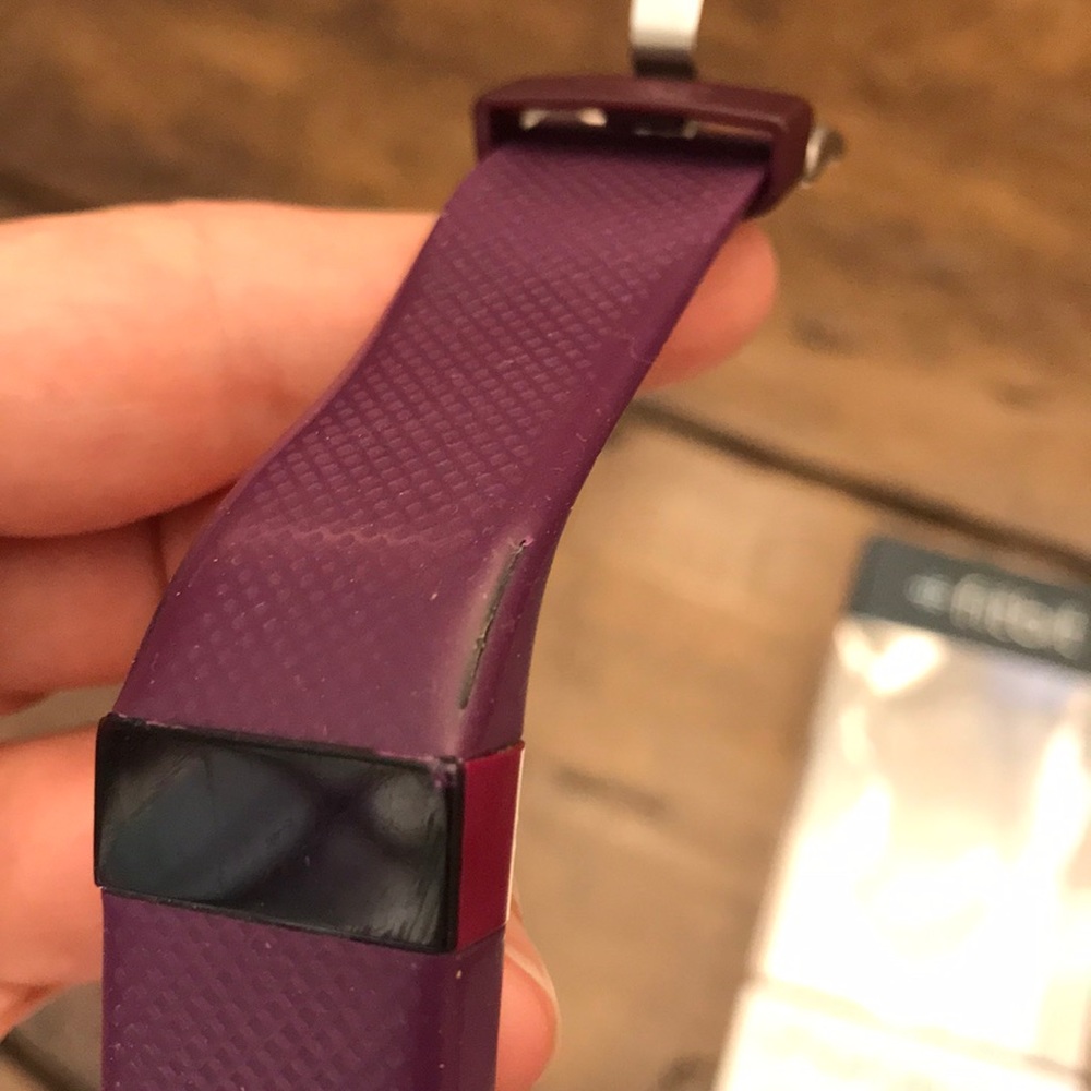 Fitbit Watch - Picture 4 of 7